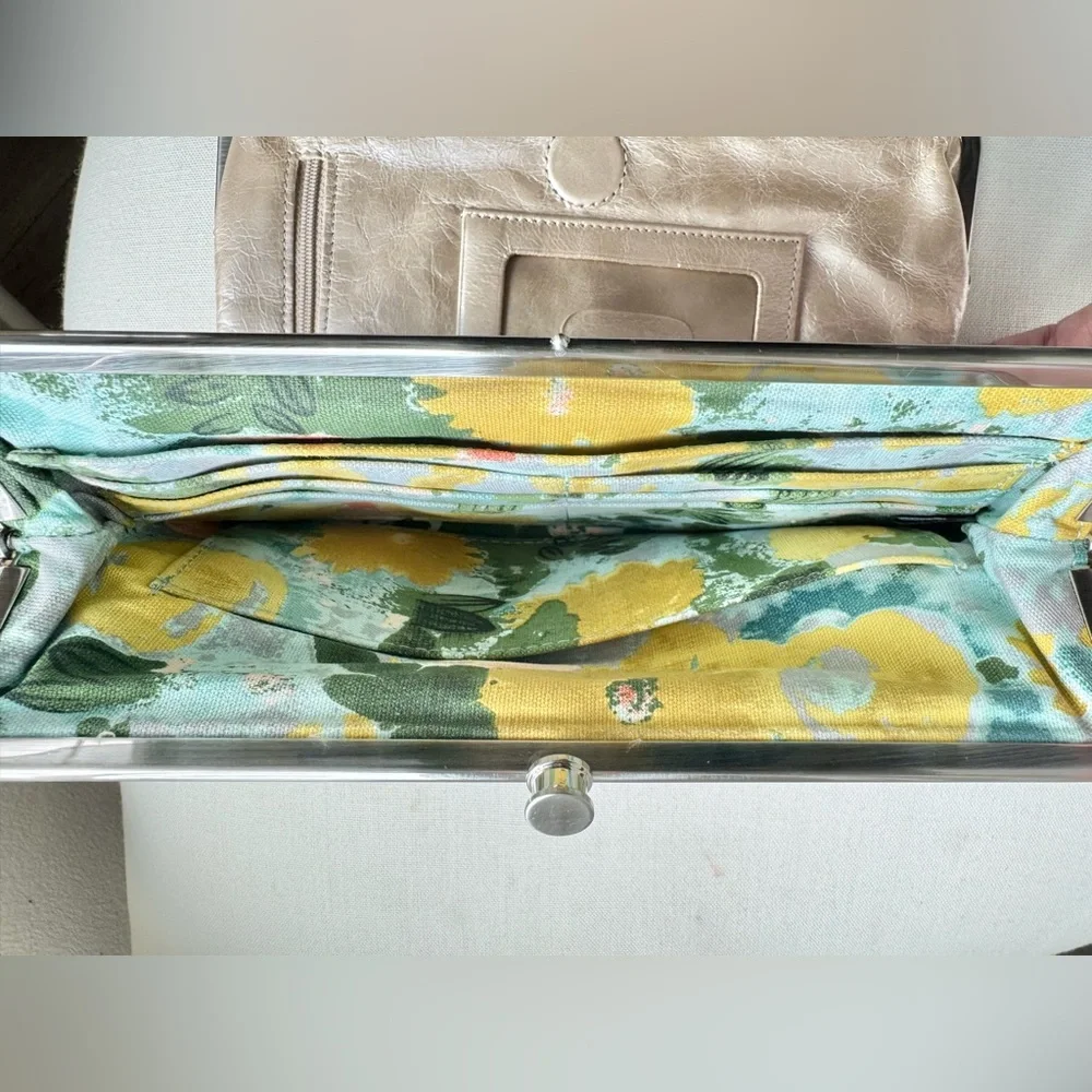 HOBO Pearlized Blush Lauren Clutch